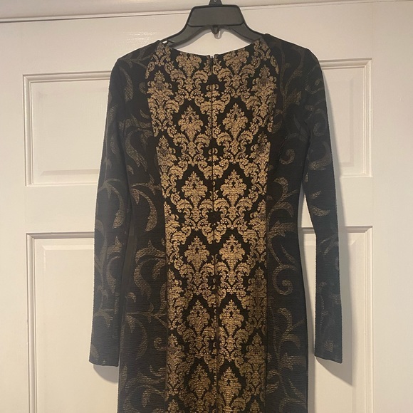 Gorgeous size 0 Antonio Melani dress - Picture 2 of 5
